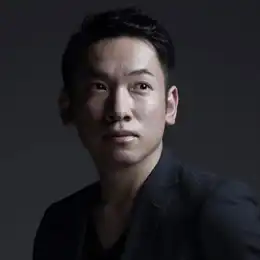 村松　崇継